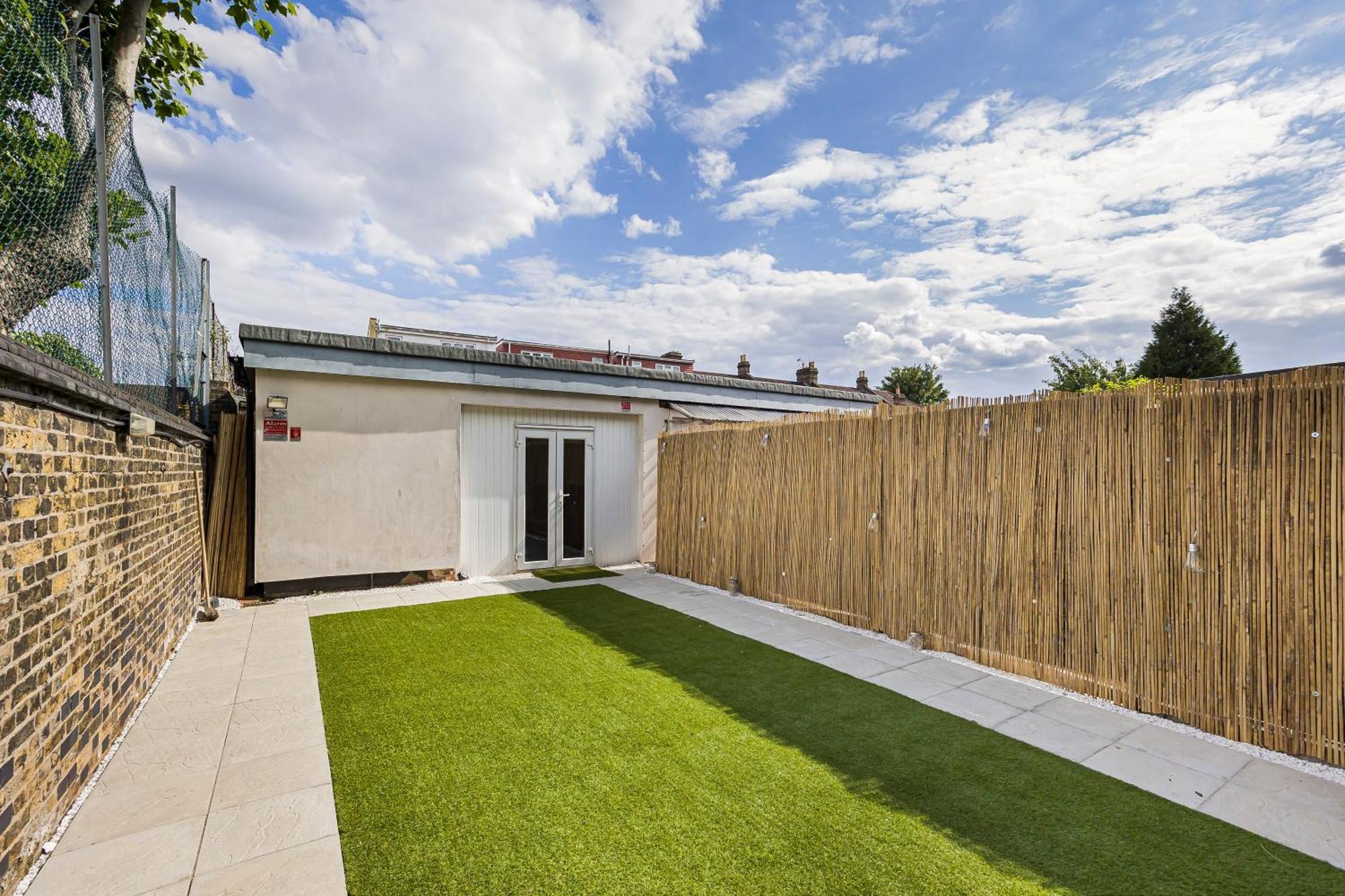 Ferienwohnung London Haven At Rutland House Ilford Exterior foto